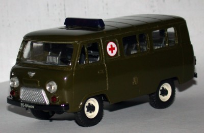 UAZ-3962N01_02.jpg