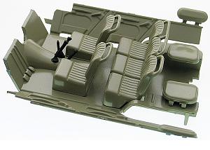 NAP-UAZ-469-interior.jpg