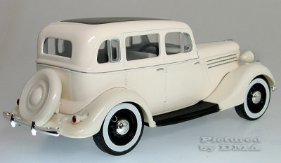 NAP-GAZ-11-73-white-2.jpg