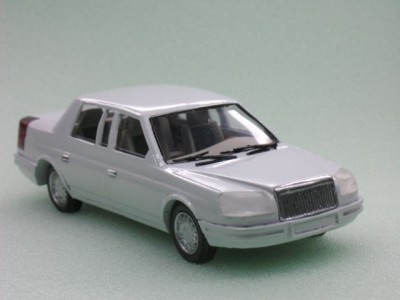 M214242_ees.jpg